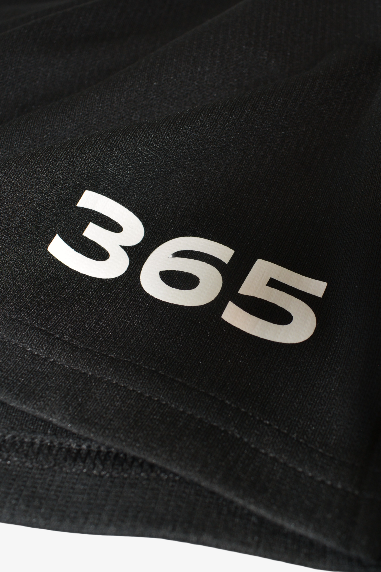 365 RUN SHORTS