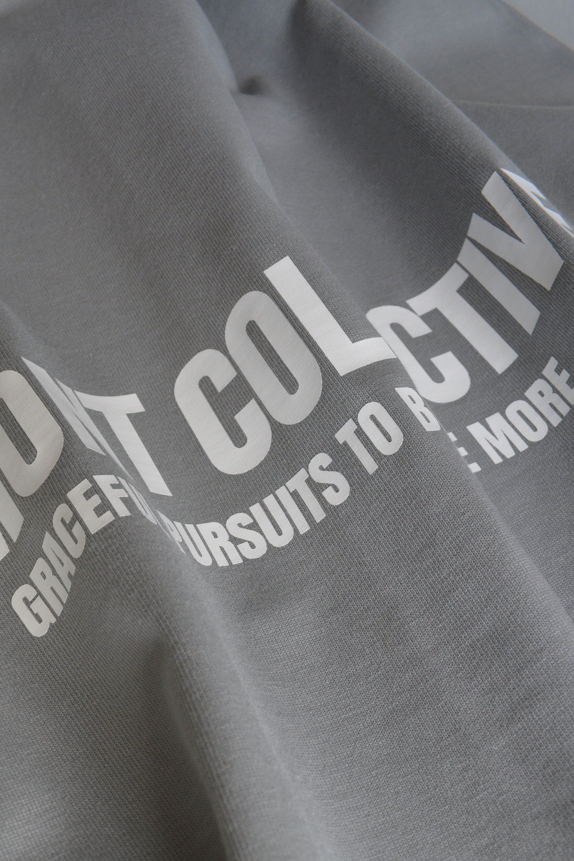 LOGO TEE
