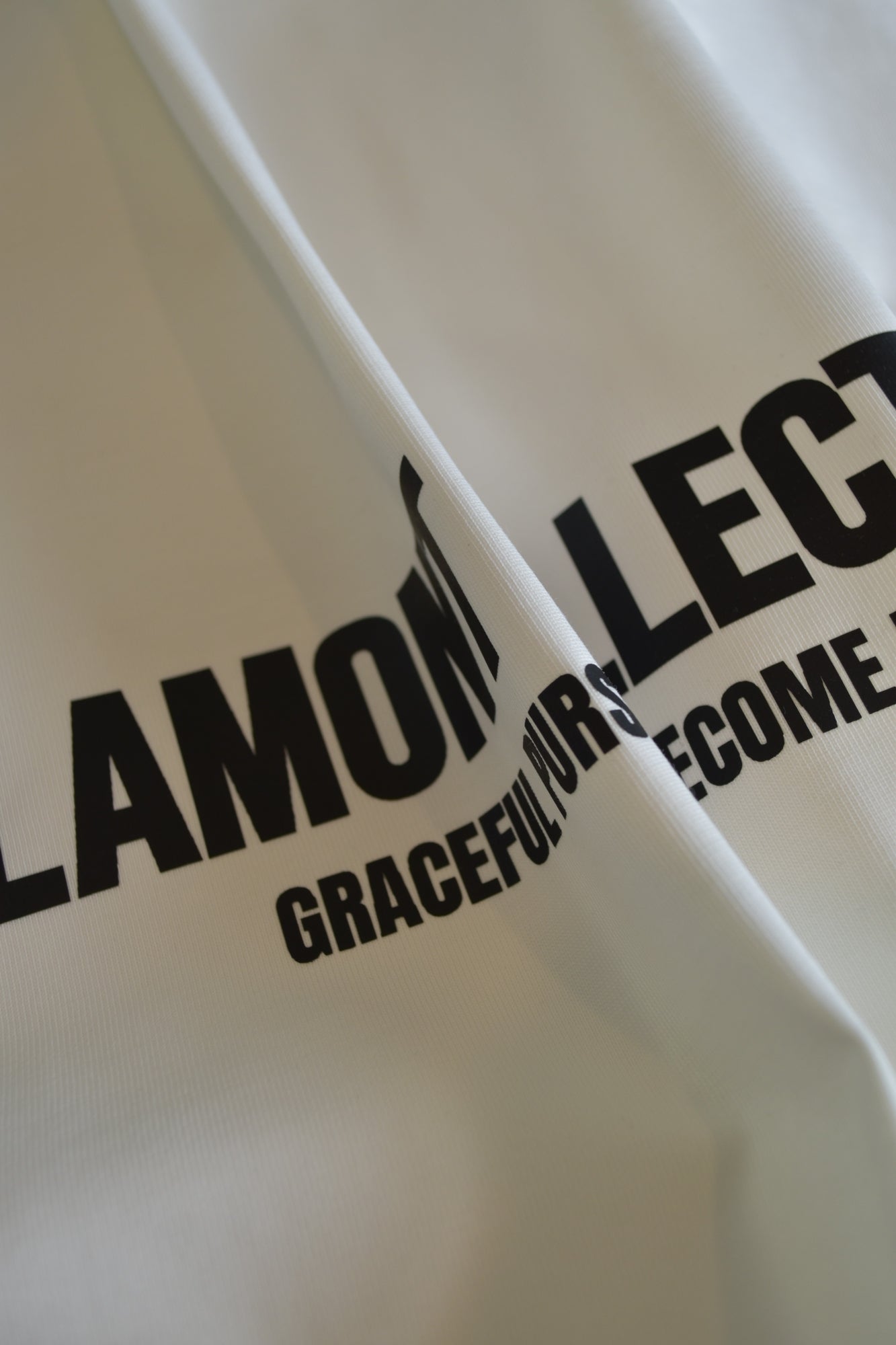 LOGO TEE